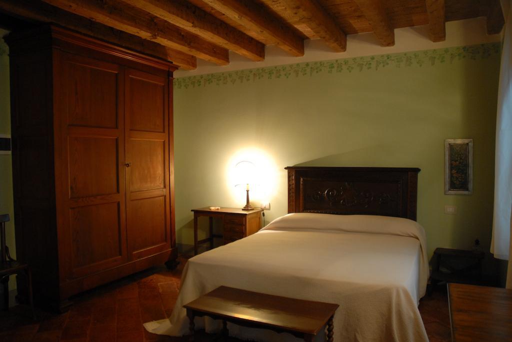 Agriturismo La Costa Crema Room photo